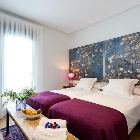 Apartamentos Rg Plaza De Espana Seville Ngoại thất bức ảnh