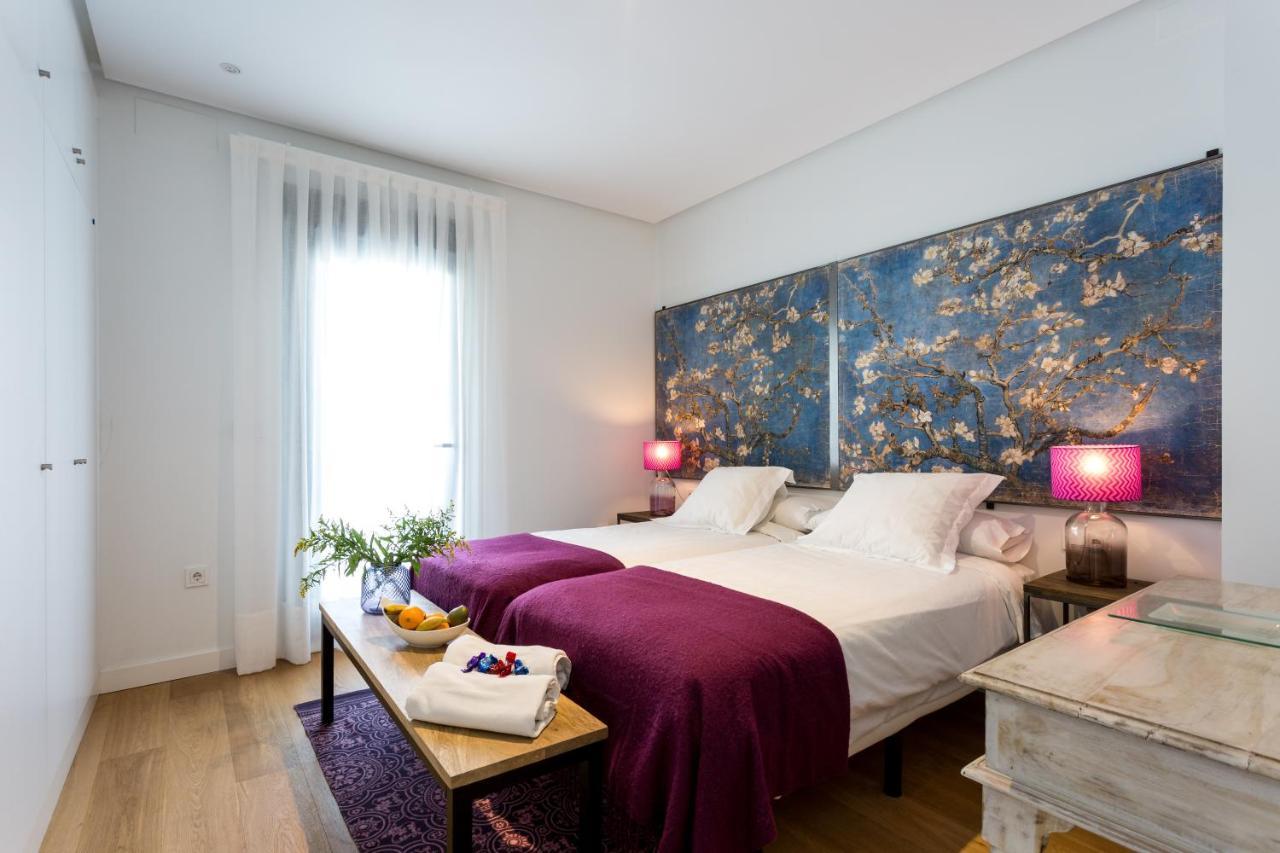 Apartamentos Rg Plaza De Espana Seville Ngoại thất bức ảnh
