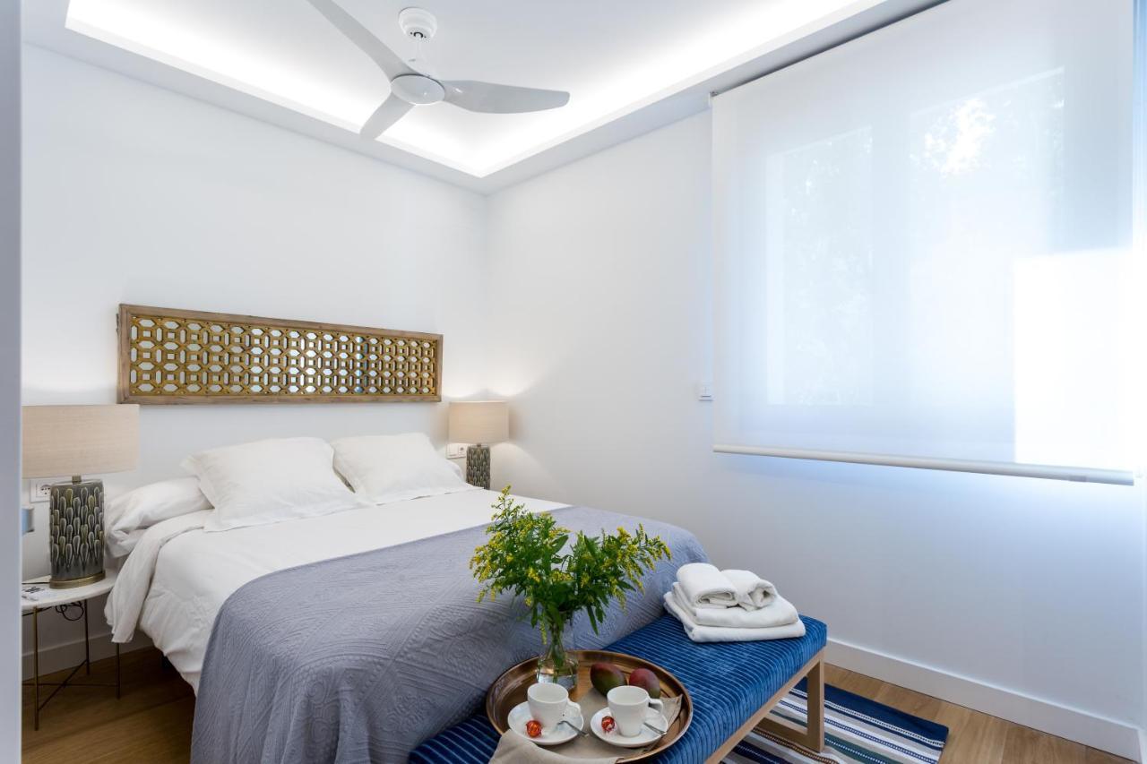 Apartamentos Rg Plaza De Espana Seville Ngoại thất bức ảnh