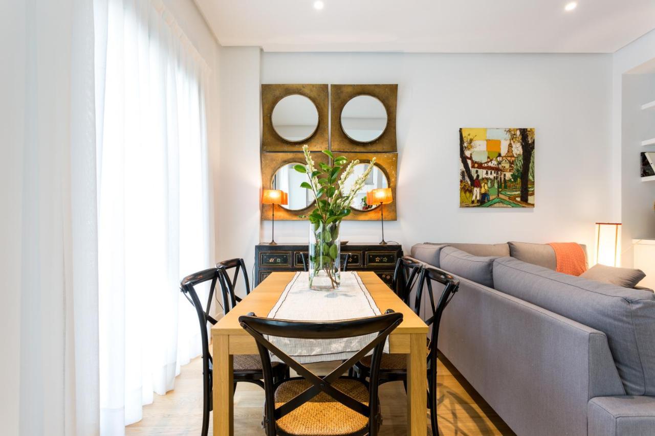 Apartamentos Rg Plaza De Espana Seville Ngoại thất bức ảnh