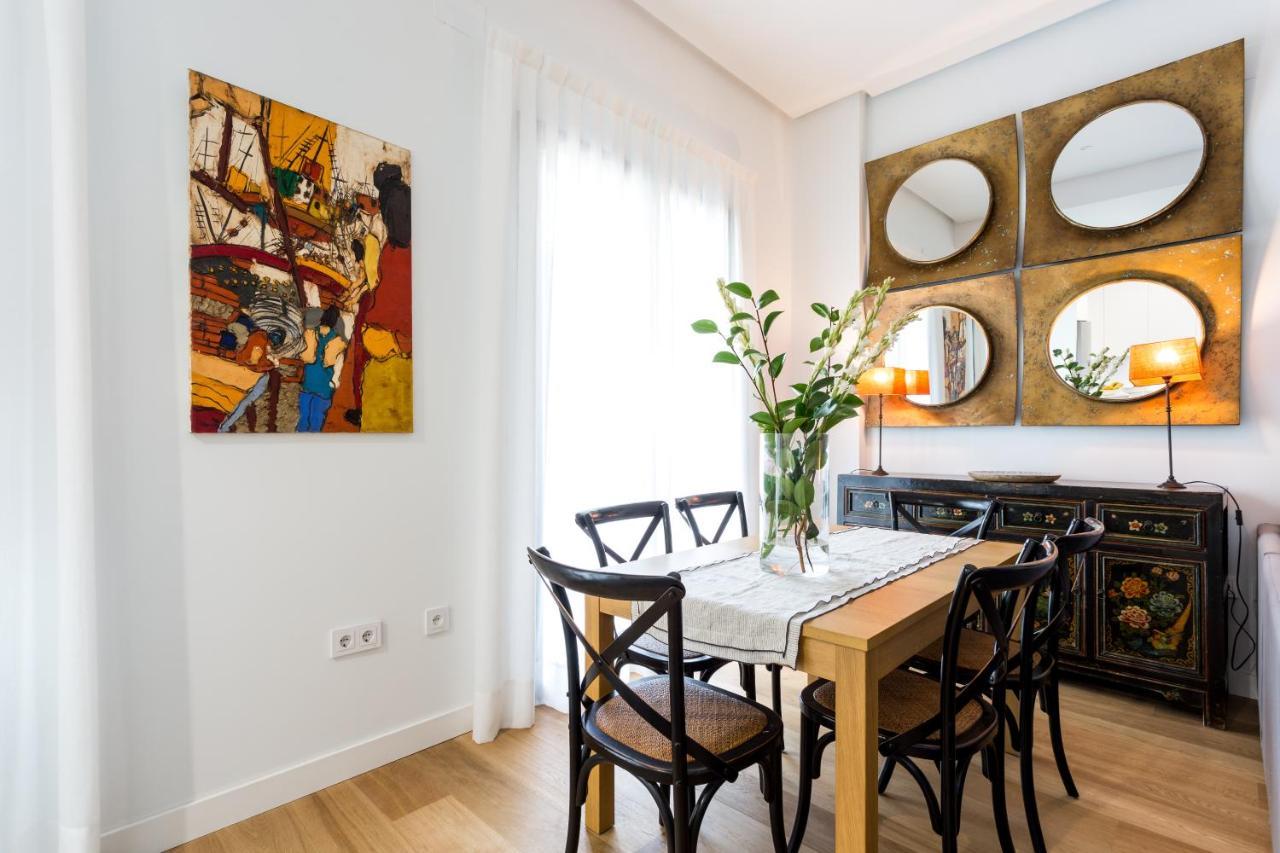 Apartamentos Rg Plaza De Espana Seville Ngoại thất bức ảnh