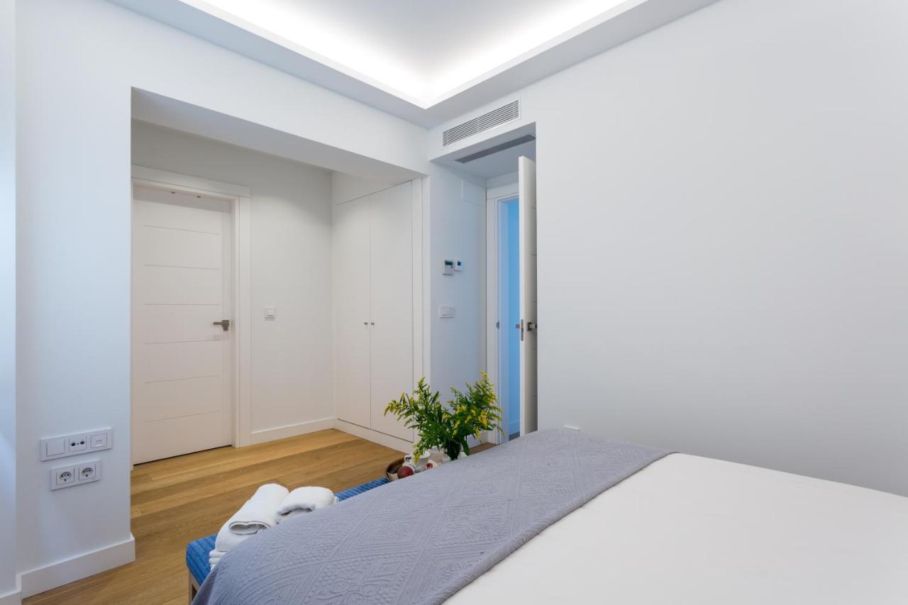 Apartamentos Rg Plaza De Espana Seville Ngoại thất bức ảnh