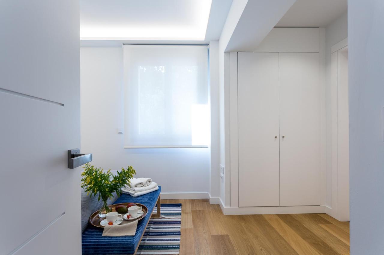Apartamentos Rg Plaza De Espana Seville Ngoại thất bức ảnh